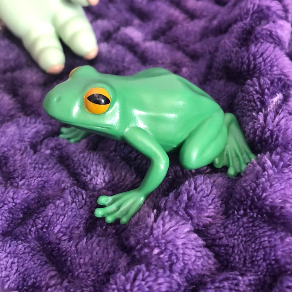 Baby Yoda - Picture 8 of 11